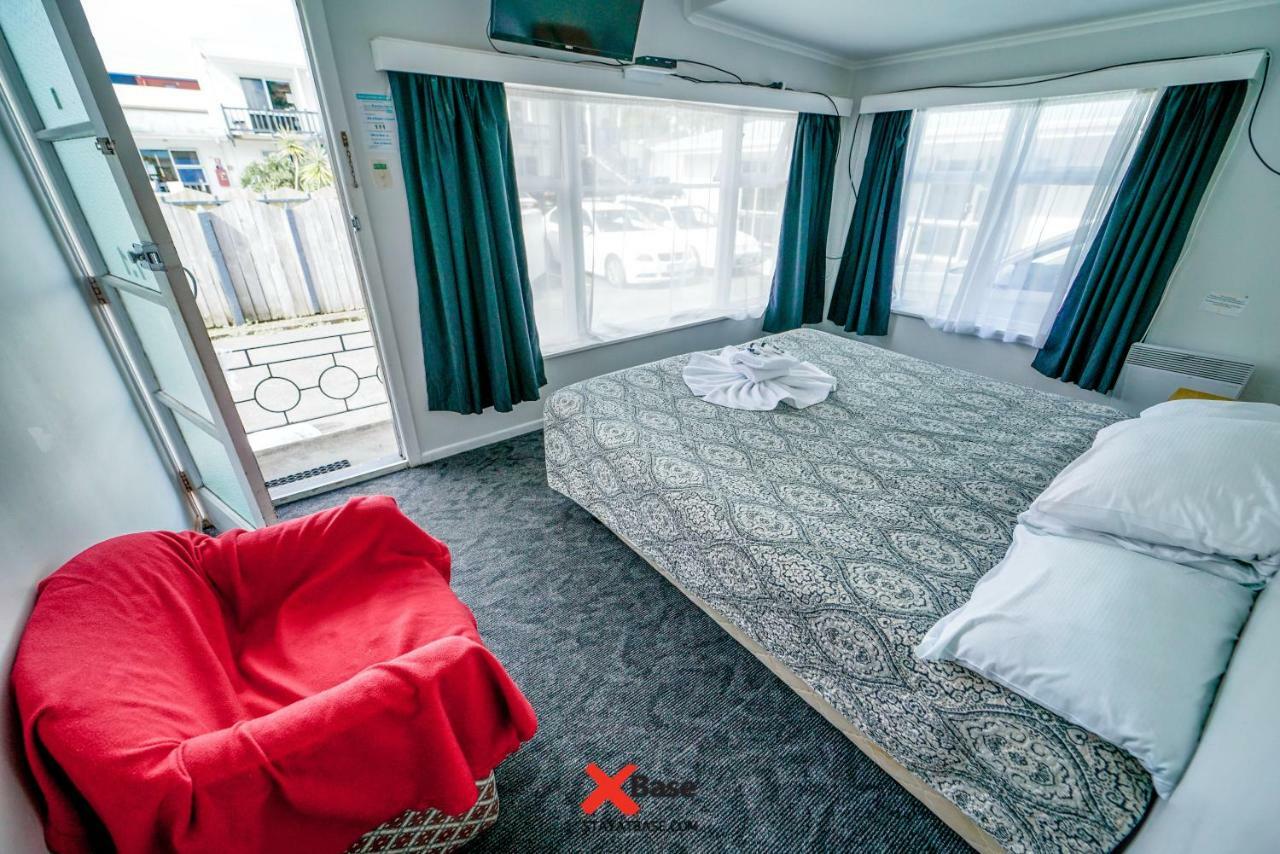 Paihia Ocean Club Hostel Exterior photo